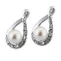 9ct White Diamond Cultured Freshwater Pearl Stud Earrings 9ct White Diamond Cultured Freshwater Pearl Stud Earrings